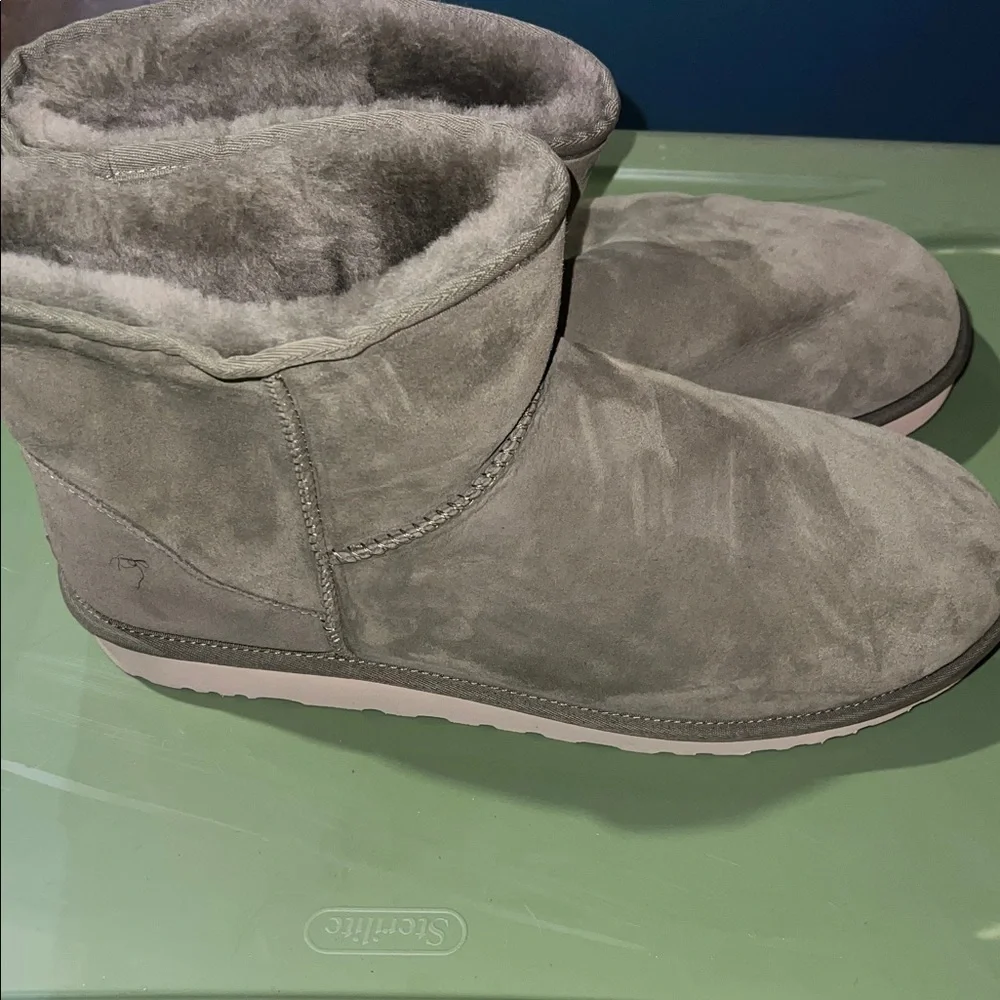 Men UGG Sage Green Suede Boots